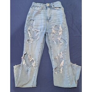 BDG‎ Urban Outfitters Mom High Rise Light Wash Distressed Jeans Size 24